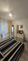 Chirie 2 camere confectii 350 Euro