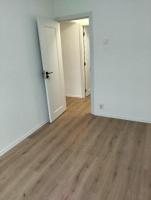 Vand apartament 3 camere tel 0770.349.931